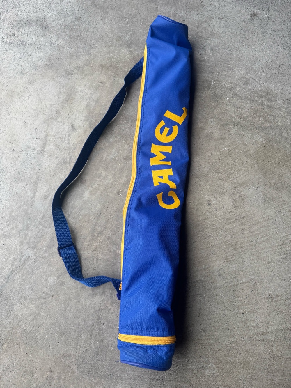 Retro Camel Blue and Yellow 6-Pack Cooler Slim Bag- Beach Pool Picnic Golf